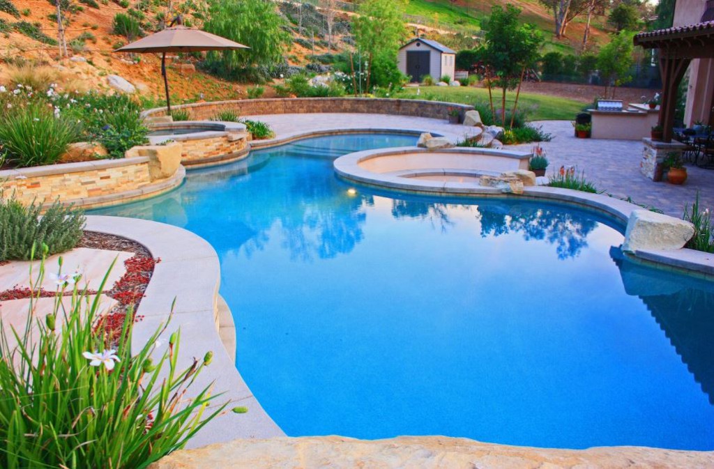 Planning Landscaping Around Your Inground Swimming Pool - Southern 